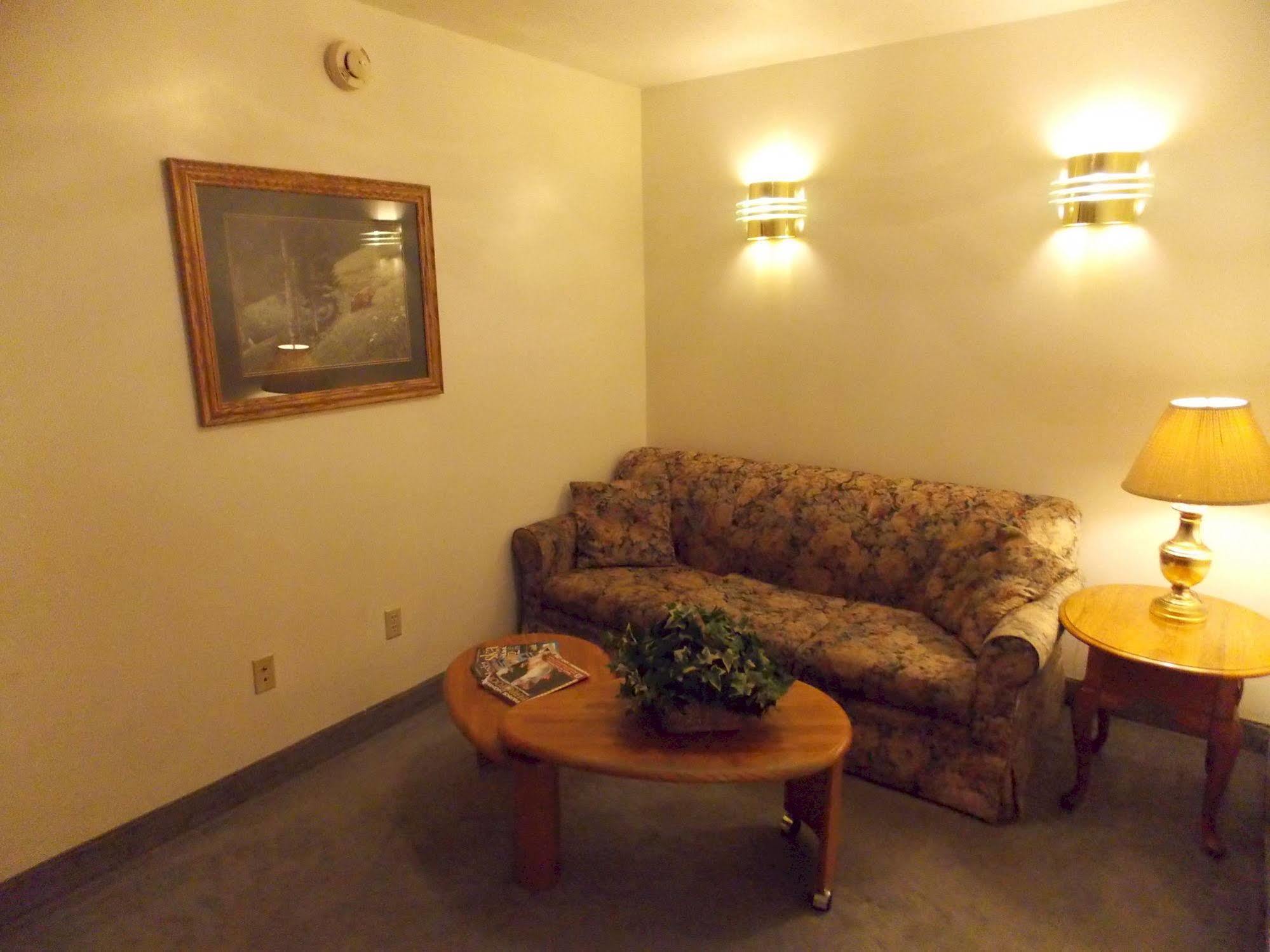 Fairbanks Extended Stay Екстер'єр фото